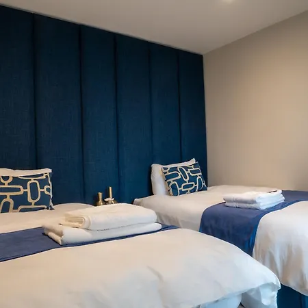 Equinox 5 Mins From Victoria Station * Manchester