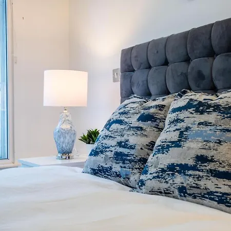 Stylish Modern In The Heart Of The *