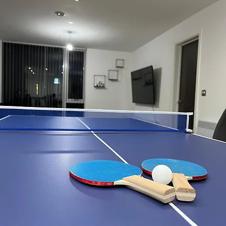 Lägenhet Balcony View Deluxe 2 Bed Ao Arena & Victoria Stn