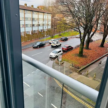 Daire Executive 2 Bed With Free Parking Manchester
