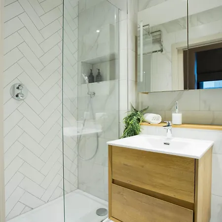 Spacious 3-bed Retreat - Modern & Super 曼彻斯特