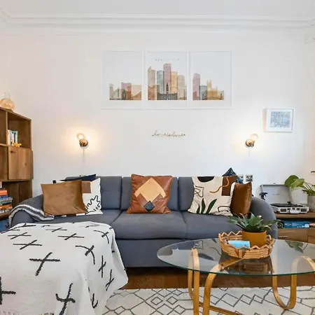 1bdr Didsbury Loft With Parking And Outdoor Space