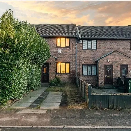 Apartment Lavish And Comfortable - Close To Piccadilly And Etihad - Fast Speed Wi-fi