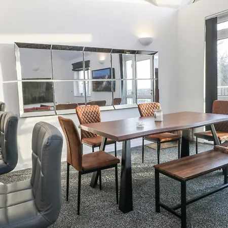 Manchester Apartment * Μάντσεστερ