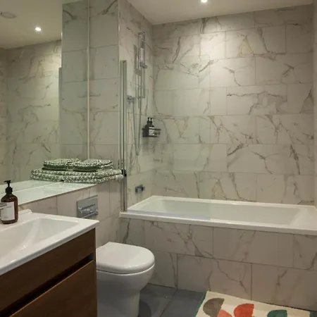 Salford Skyline At Media 公寓 曼彻斯特