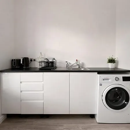 Cozy 1-bed Flat Ideal For Short & Long *