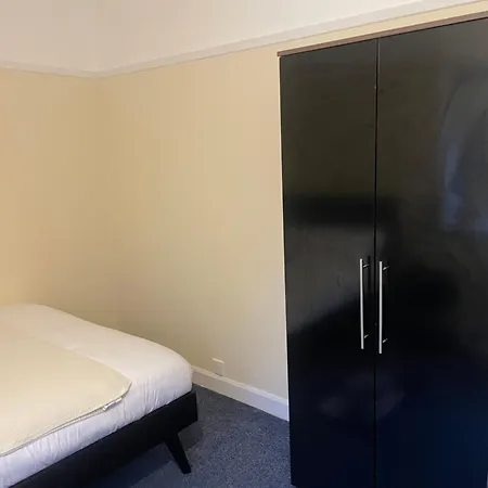 Glowhavenstay Apartmán *