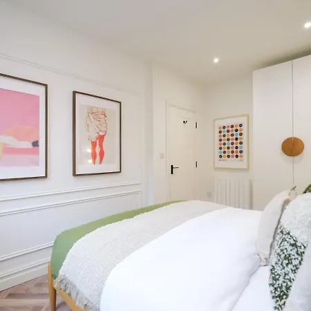 Calico At The Heim *