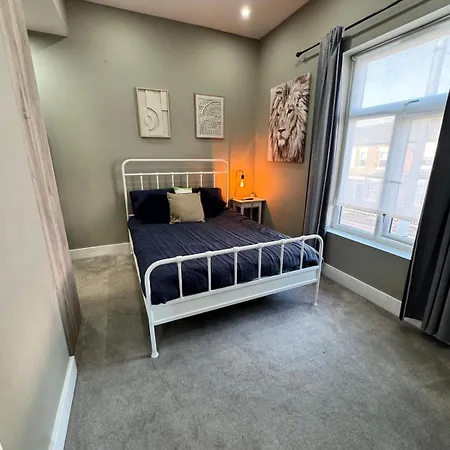 Flat In Manchester, 2 En-suite Beds, Etihad, Coop * Mánchester