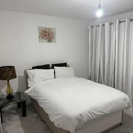 Apartament Des House *