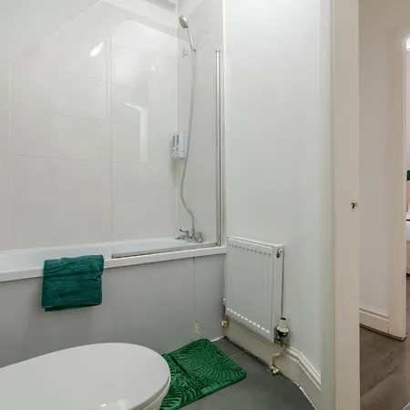 Budget Work Stay, Parking, In Apartmán Manchester