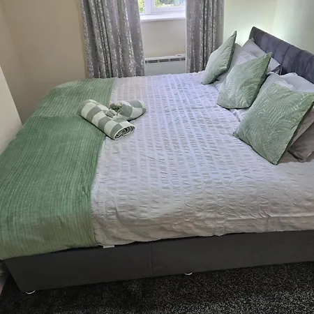 Apartamento Delightful 1br With Garden & Wifi *