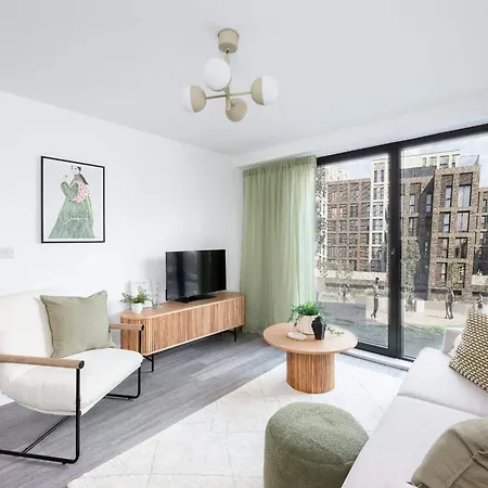 Bluebird Luxury 아파트 *