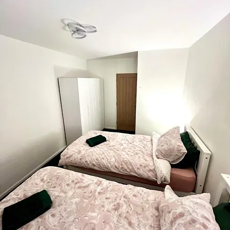 Stretford Gem - South Mánchester