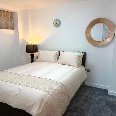 Lejlighed Mega12 Luxury Modern At Centre,2 Bath, 2 Toilets, 2 King Beds,-free Car Park *