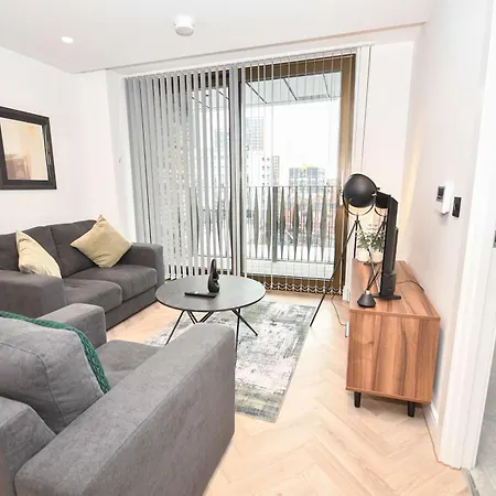 Contemporary Flat In W Balcony