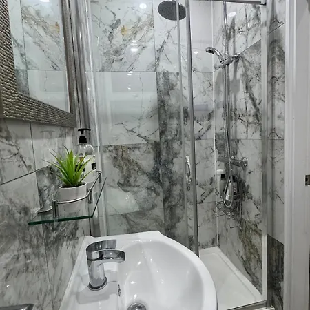 Flat In Manchester, 2 En-suite Beds, Etihad, Coop * Manchester