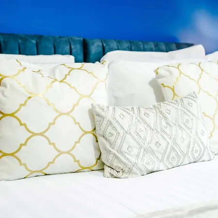 The Salford Luxe - Modern & Cosy 2 Bed Presented By Parydise - Ideal For Business Or Work