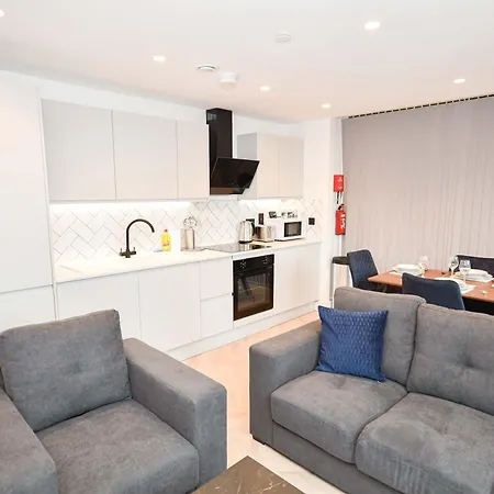 Wonderful 2bed In Apartman Manchester