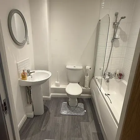 アパート Entire 3 Bedroom In *