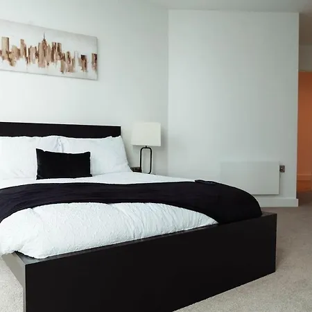2 Bed View Sleeps 6 マンチェスター