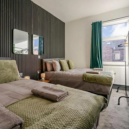 Daire Tallis House, Near Centre, Sleeps 8 By Nmb Manchester