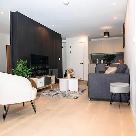 Stylish 2bed Balcony & View Centre דירה מנצ'סטר