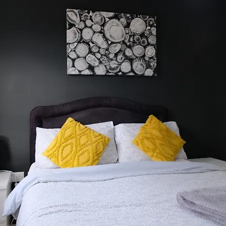 1-schlafzimmer-wohnung- 3 Gaeste Mit Parkplatz Und Wi-fi By Interhome Apartman Manchester