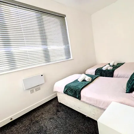 Spacious&modern 2br - Free Parking Apartamento