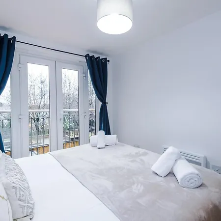 דירה Salford Serene - Luxury 2-bed For Business, Events And Breaks - Near Centre - Hosted By Parydise *