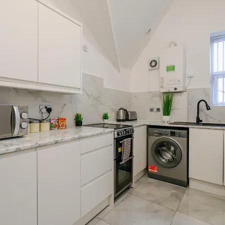 Perfect For Contractors, Free Parking, Lejlighed Manchester