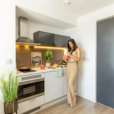 For Students Only Luxury In Salford Apartament Manchester