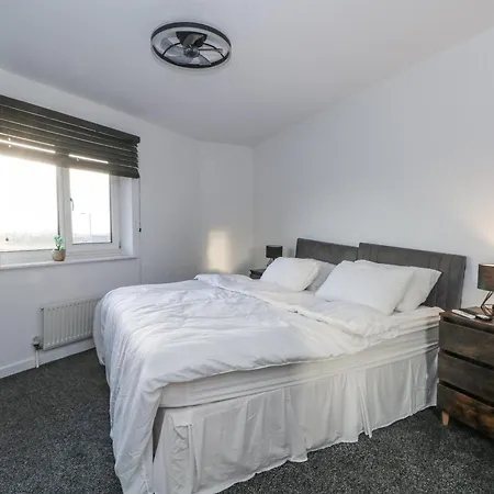 Manchester Apartment * Манчестер