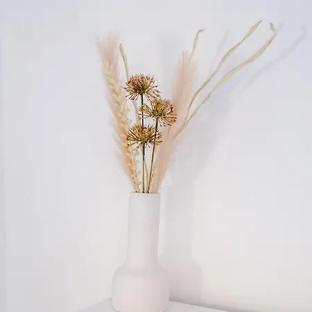 Апартаменты Luxury 2 Bed Close To Coop Etihad And Centre