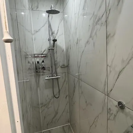 Flat In Manchester, 2 En-suite Beds, Etihad, Coop