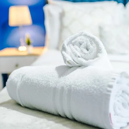 The Salford Luxe Apt - Chic & Modern 2-Bed Living - Business Or Work-Friendly Stay By Parydise Properties 맨체스터