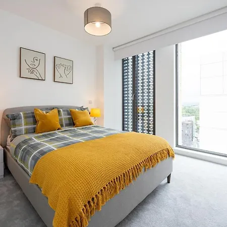 Appartamento Highrise Heaven 2br Centre Manchester