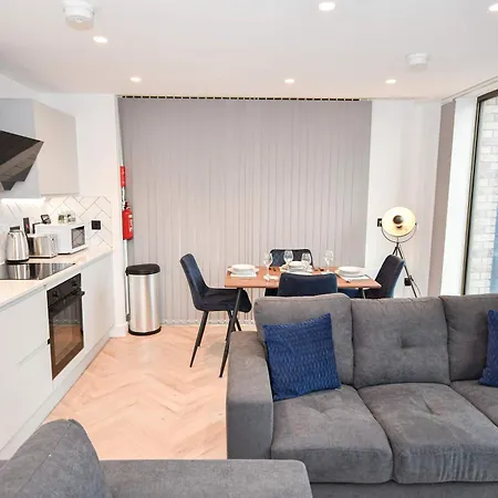 Wonderful 2bed In Apartman Manchester