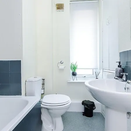 Apartmán 1-bed Flat Hume 5 Min To Mmu & Uom 15 Off