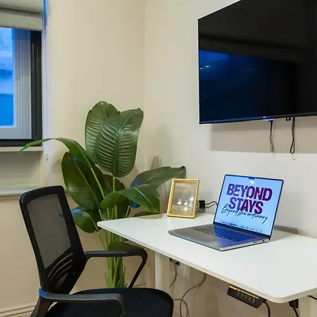 Stylish Modern Escape In The Heart Of *