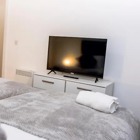 2br Manchester
