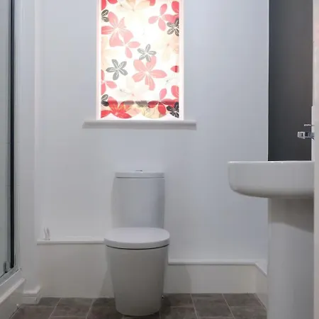 1-schlafzimmer-wohnung- 3 Gaeste Mit Parkplatz Und Wi-fi By Interhome Apartman *