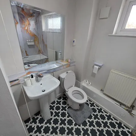 Apartament Cosy Modern 1 Bed Near Coop Live And Etihad Stadium *