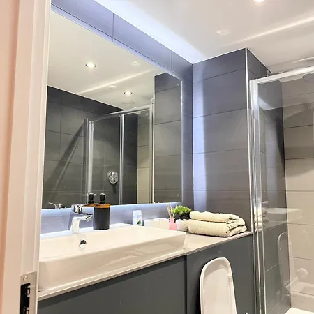 Modern 2br In Piccadilly Appartement Manchester