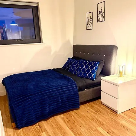 Apartmán Lux High-rise Two Bed-balcony With Waterside View