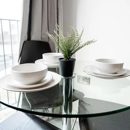 Elegant Modern One Bed Flat With Juliet Balcony Apartamento *