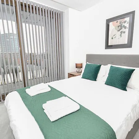 Apartamento Contemporary Flat In W Balcony Mánchester