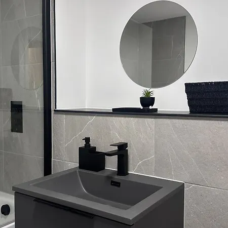 Luxury 2 Bed By Noire Manchester