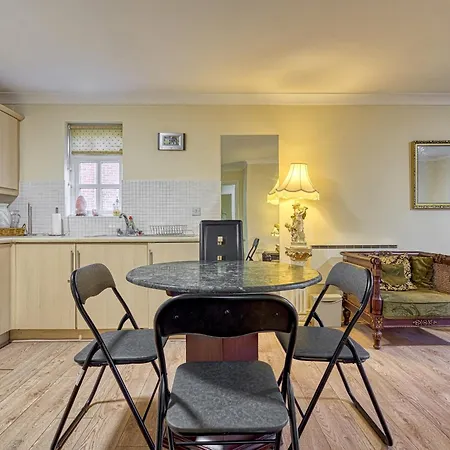 Apartament Spacious Free Parking Victoria Park - Pass The Keys