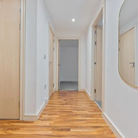 2-bed Apt-sleeps 5-long Stays-oxford St